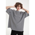 Oversize T-shirt black and white stripes