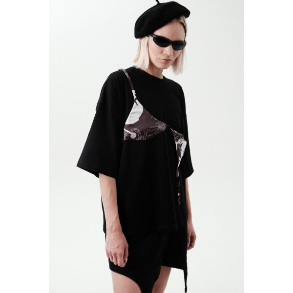 Black Oversize T-shirt with a black and white bodice (dragon print)